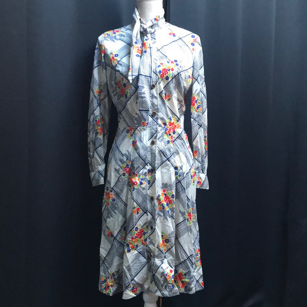 Vintage floral print midi dress